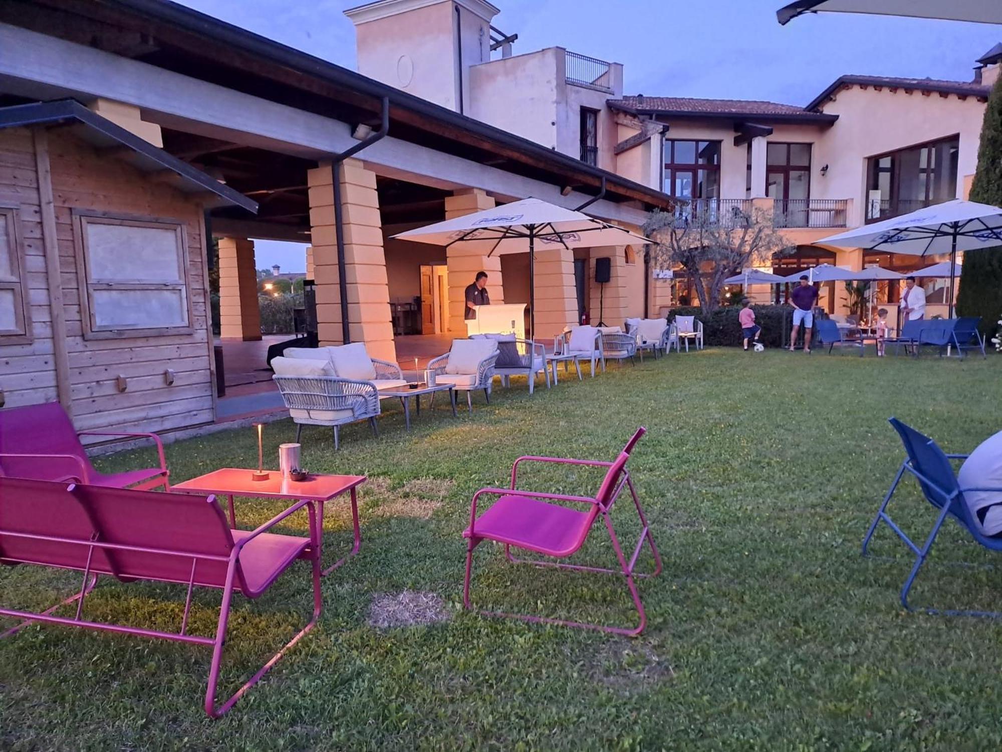 Garda Resort Village I Borghi Peschiera del Garda Exterior foto